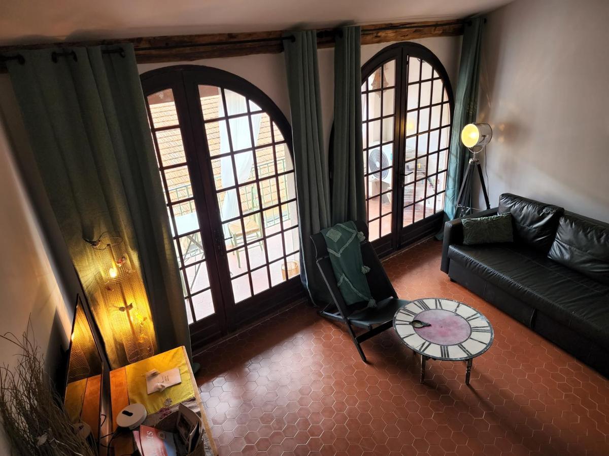 Apartment Ile En Provence *