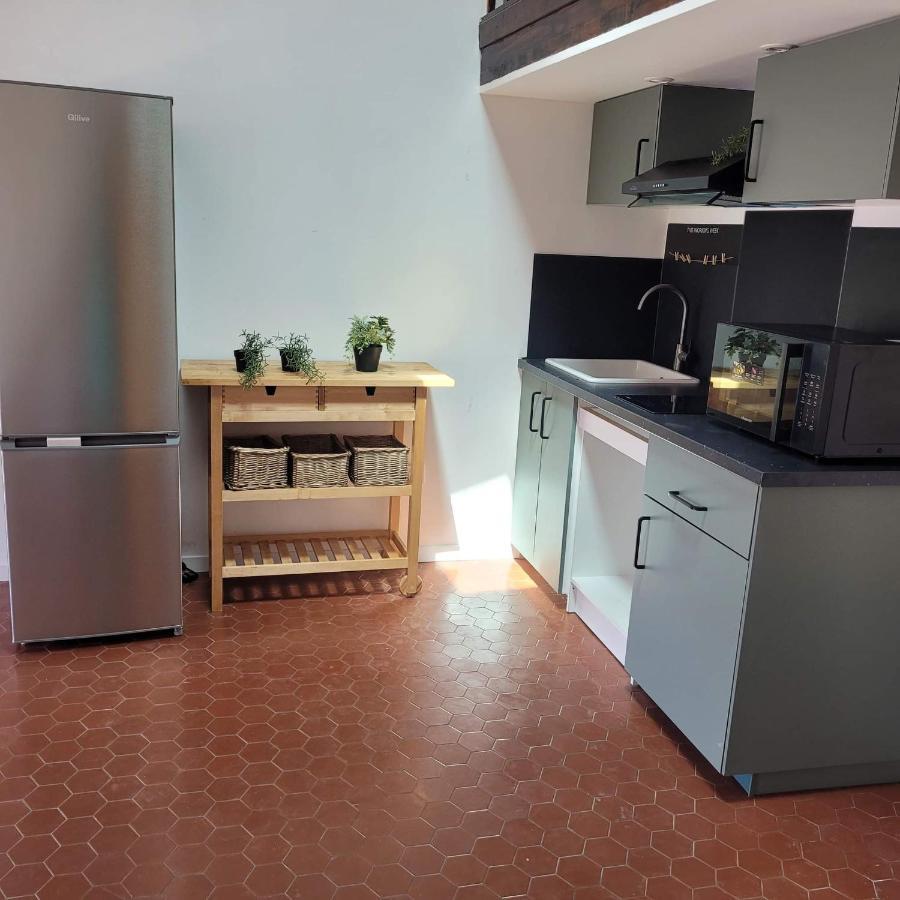 Apartment Ile En Provence