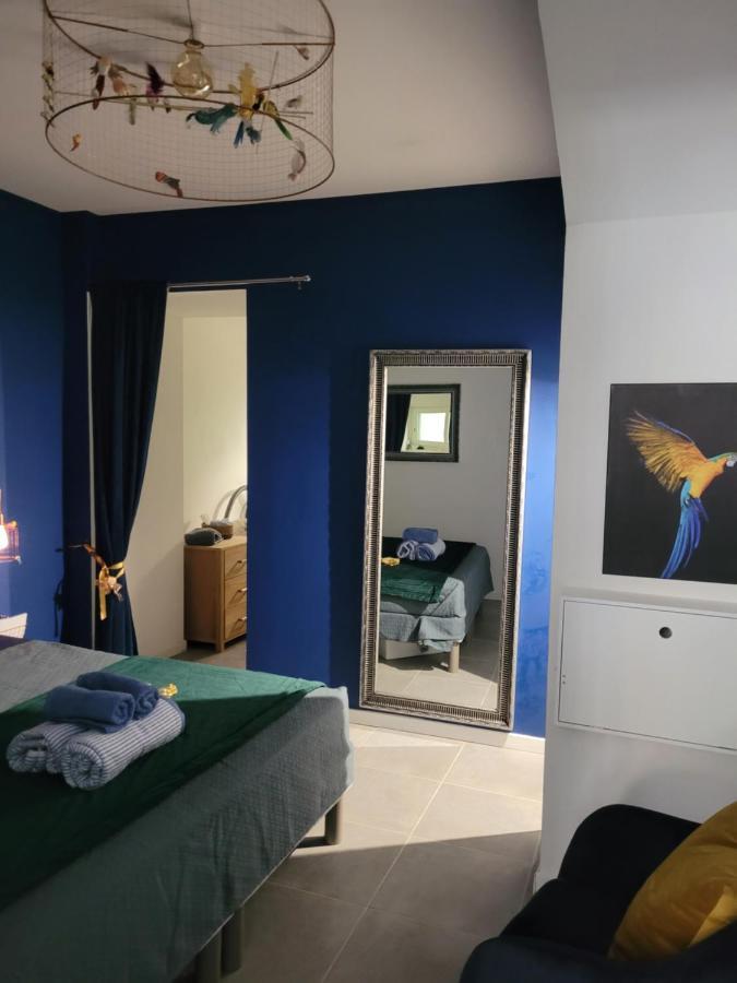 Apartment Ile En Provence